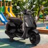 Motor na baterije VESPA PRIMAVERA Licencirani crni
