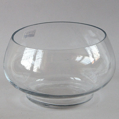 Vaza staklena  dimenzijaØ18cm,V11cm